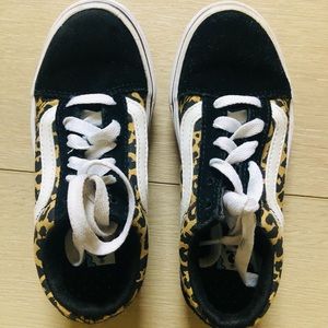 Children’s Vans sneakers animal print size 11.5